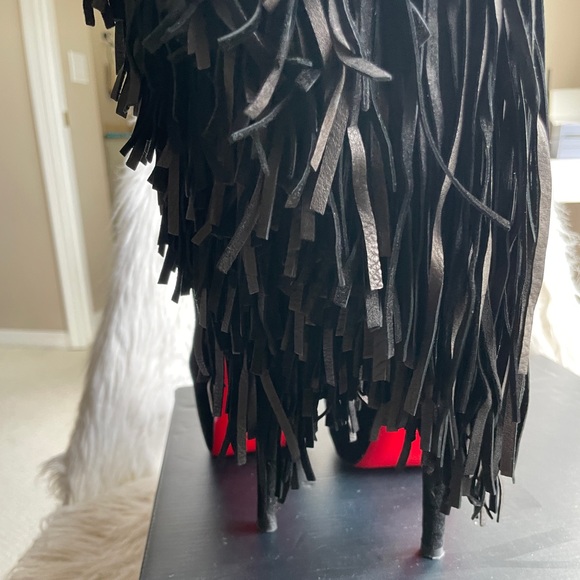 CHRISTIAN LOUBOUTIN Suede Interlopa 165 Fringed Knee
Boots - Picture 3 of 7